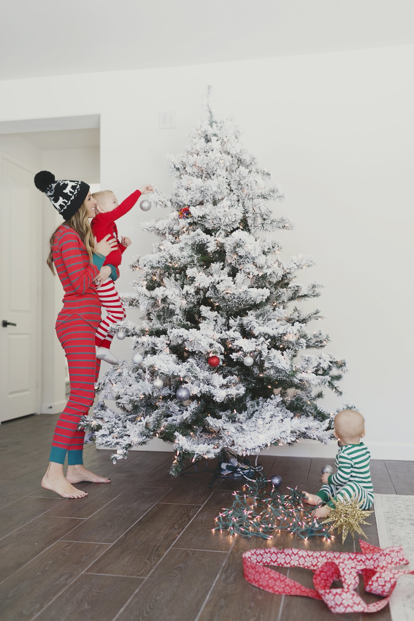 Merrick's Art Christmas Pajamas Old Navy
