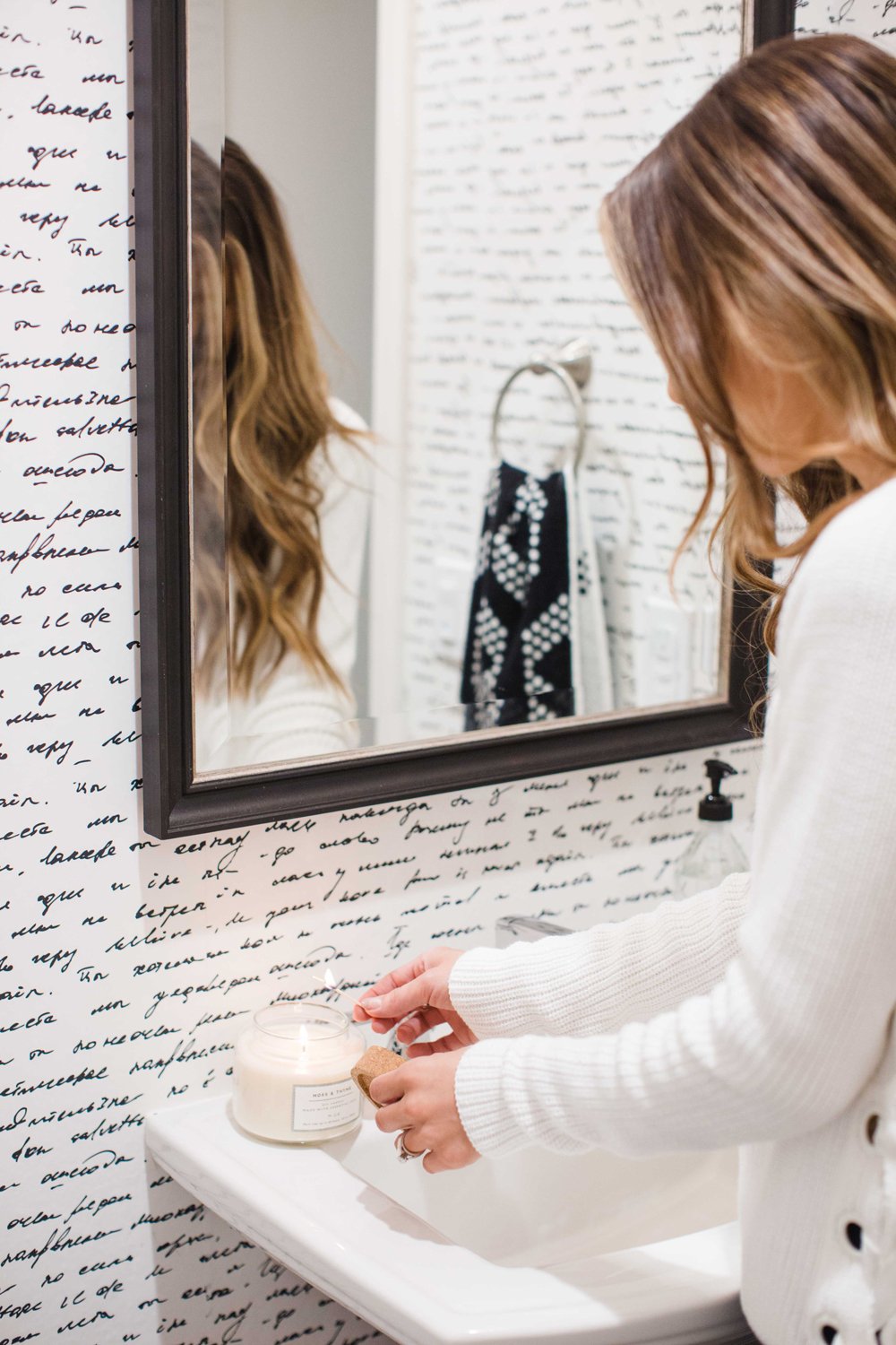 Merrick's Art Powder Bathroom Candle