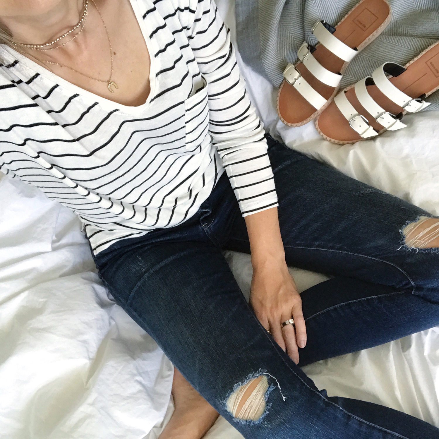 merricksart.com | striped top and ripped skinny jeans