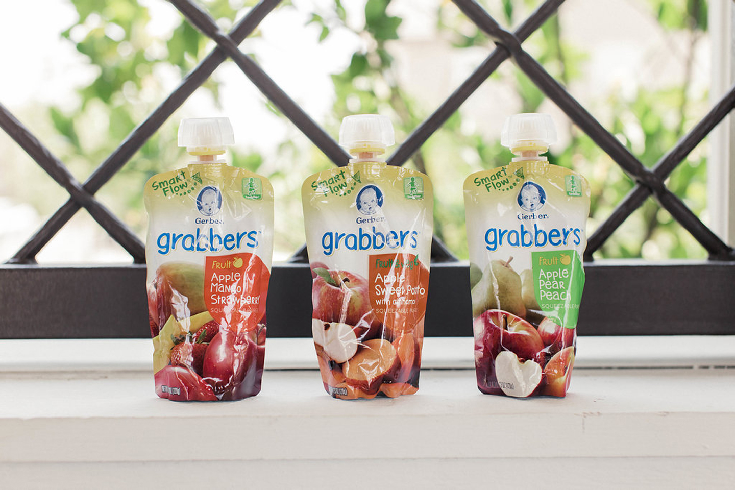 merricksart.com | Gerber Grabber pouches with a new smart flow spout makes for less spills!