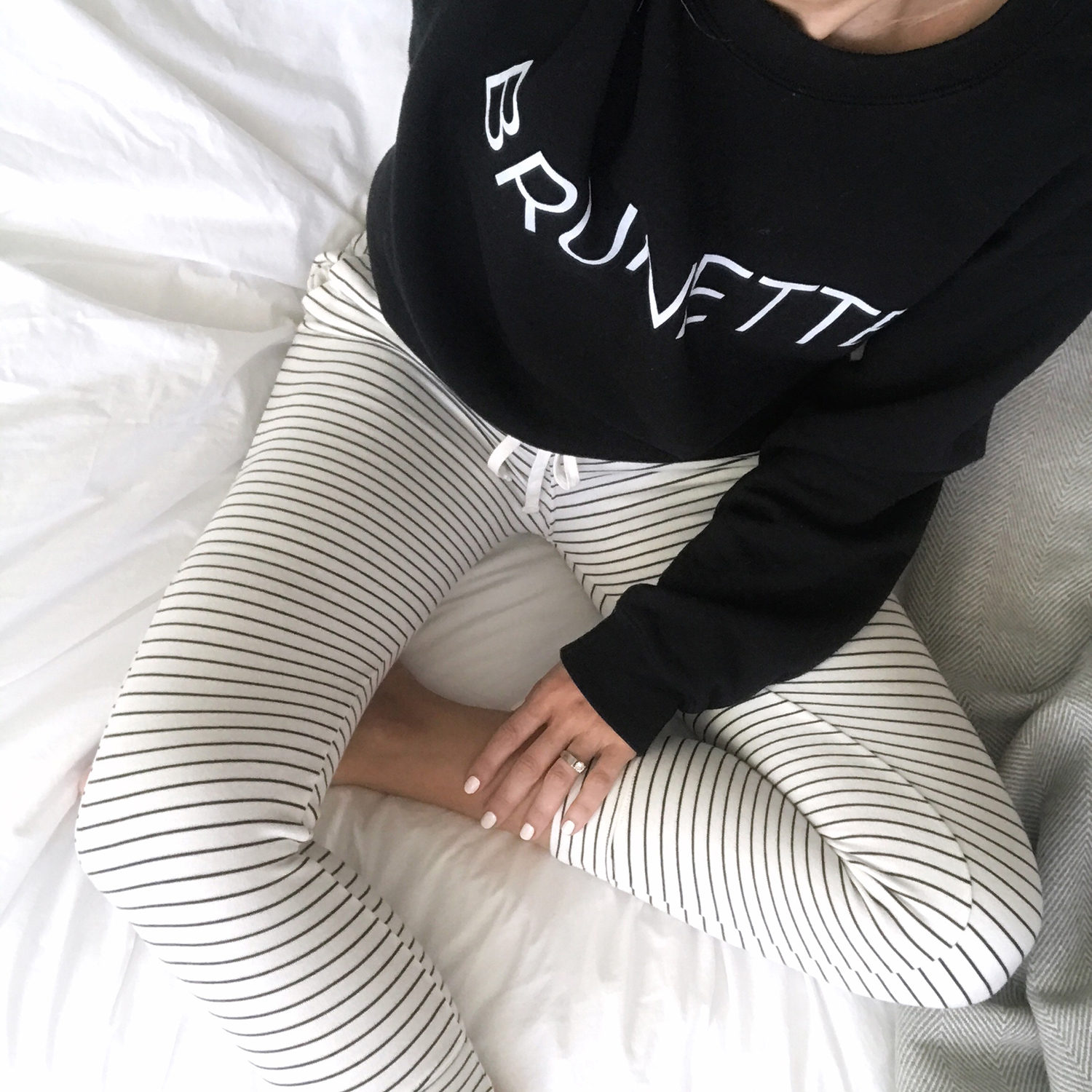 merricksart.com | brunette sweatshirt