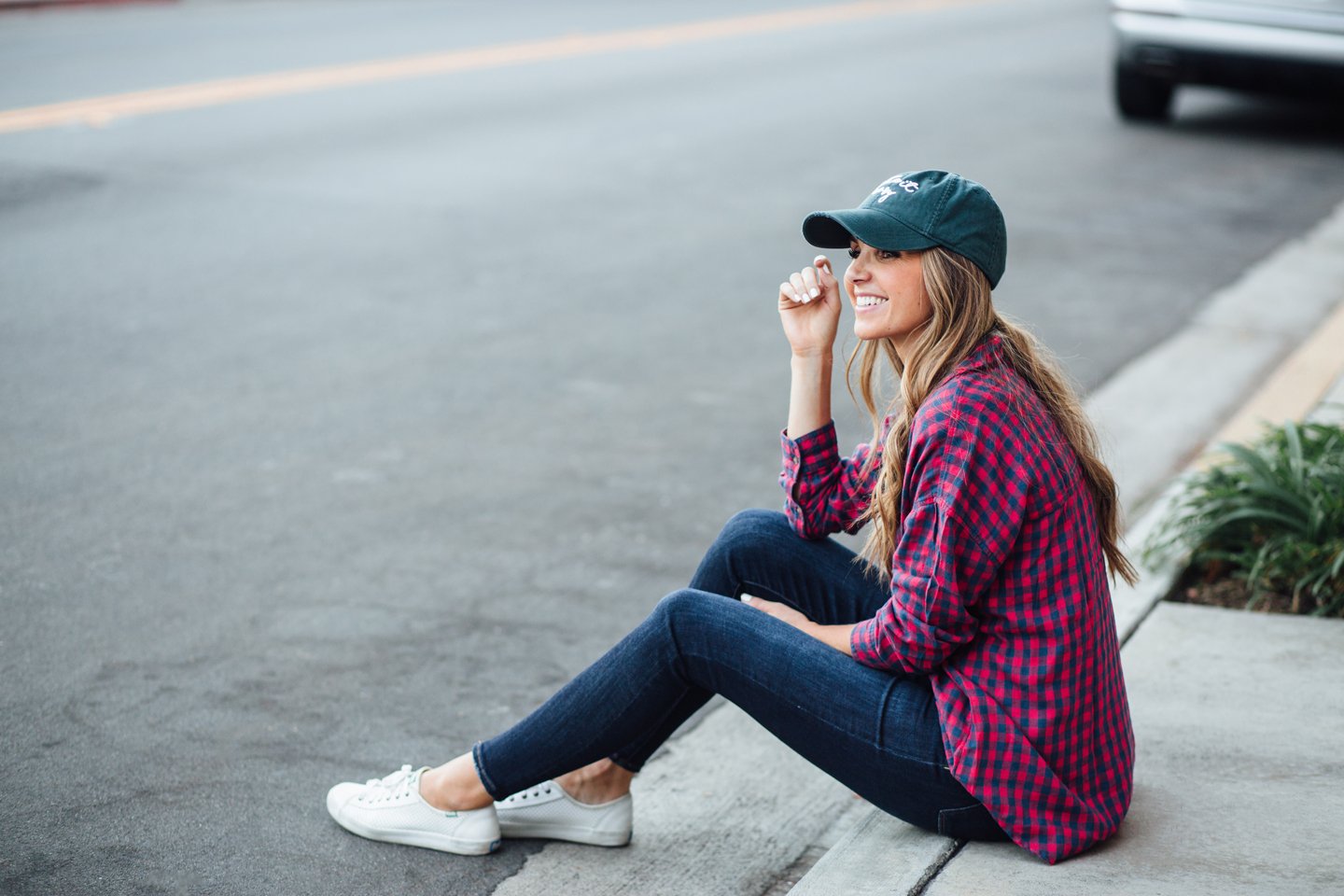 an easy plaid and blue jeans outfit to transition from summer to fall