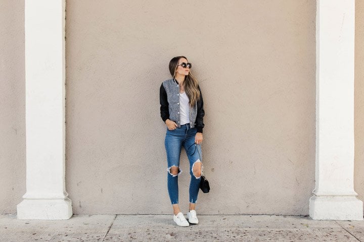 fall momiform with jeans, a t-shirt, and a cute jacket