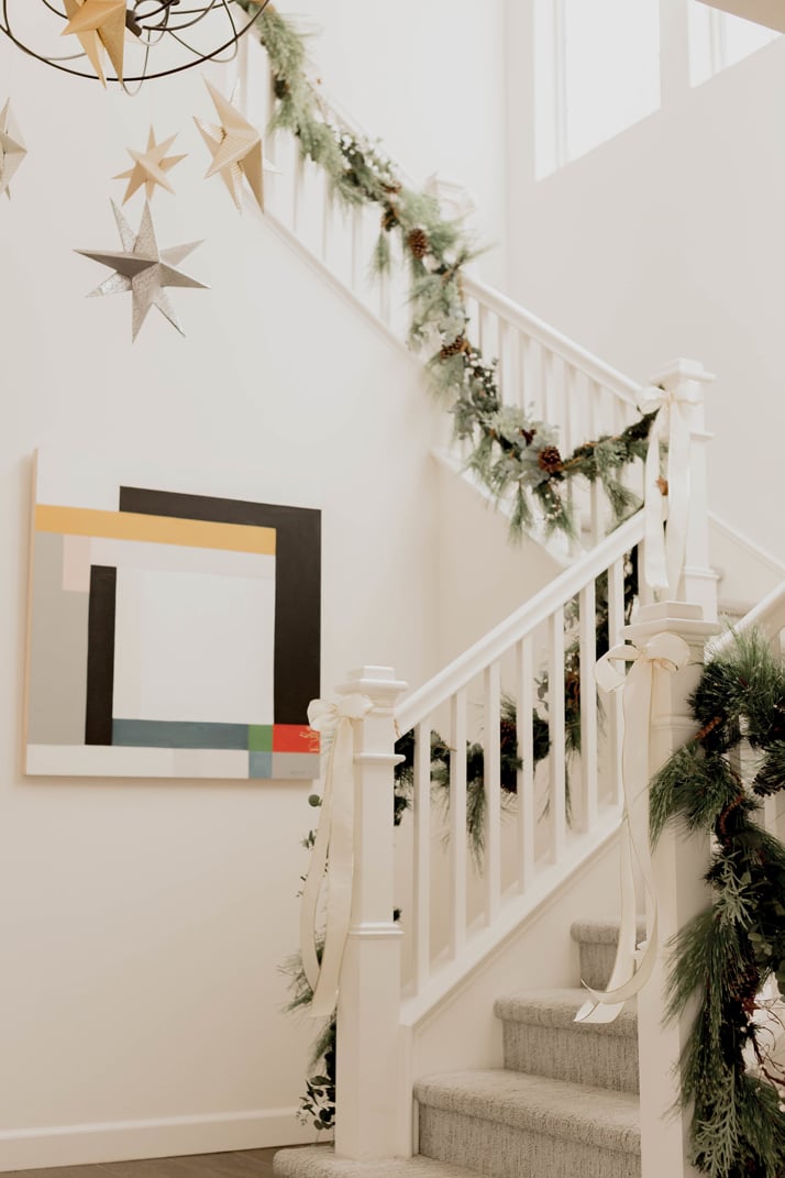 DIY garlands on the stairs