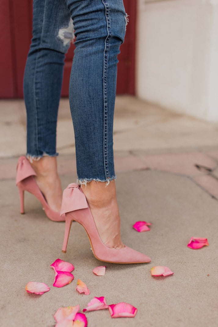 the most gorgeous pink bow heels that are perfect for valentine's day