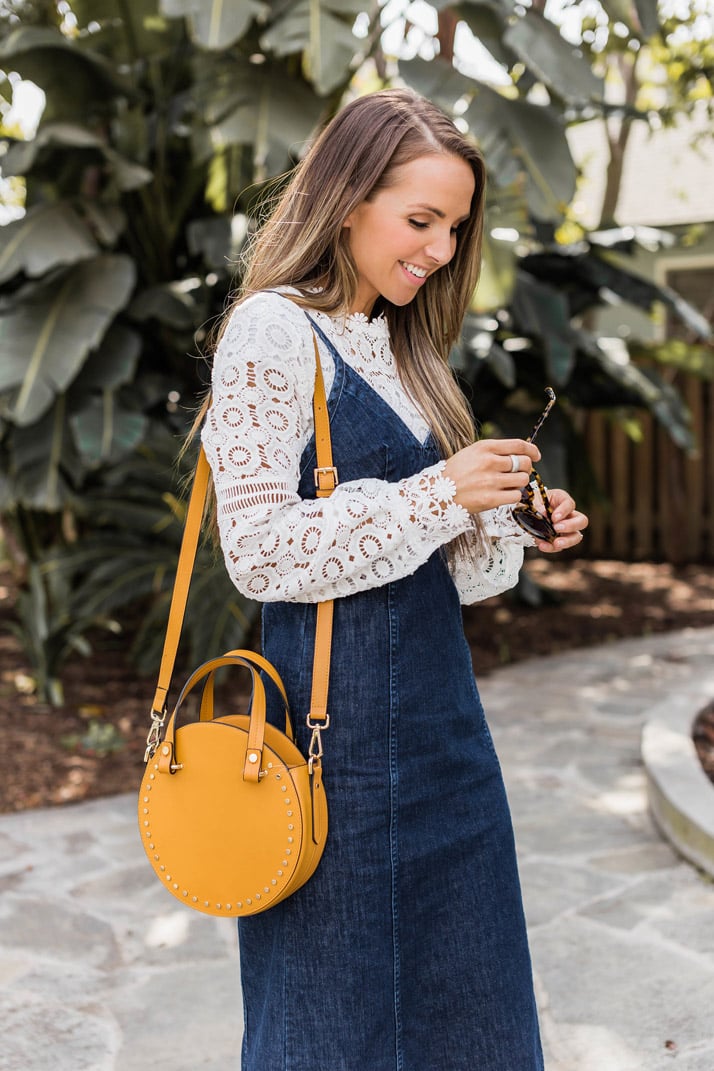 The prettiest round bag for spring