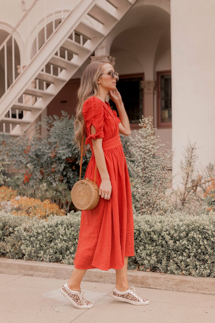 how to wear dresses and sneakers together