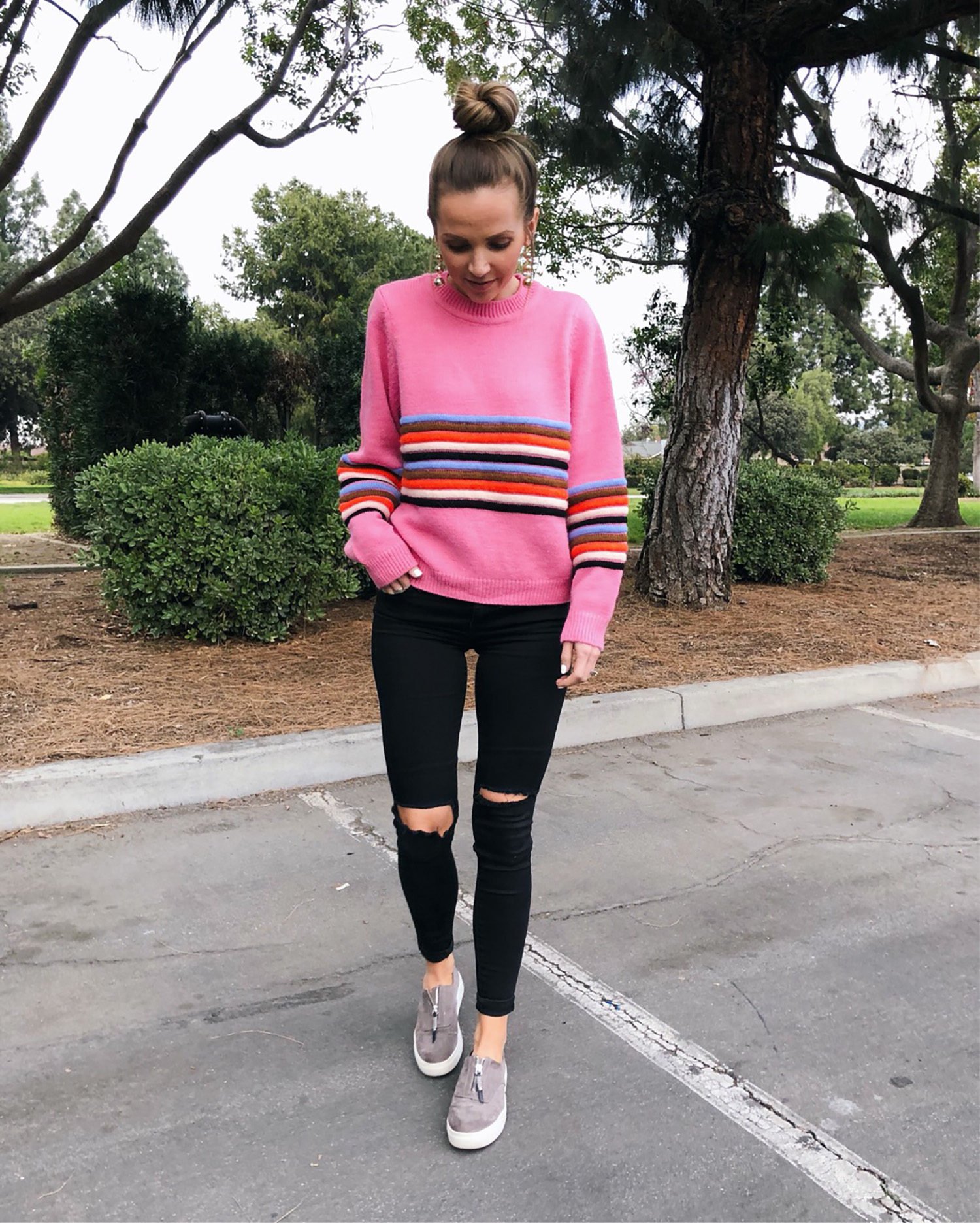 pink sweater