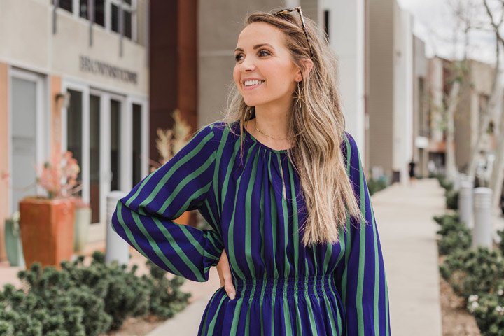 Such a pretty striped dress that's bold but simple