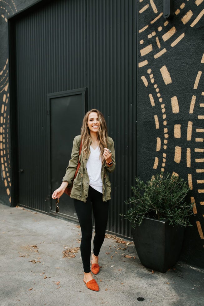 yoga pants outfit ideas