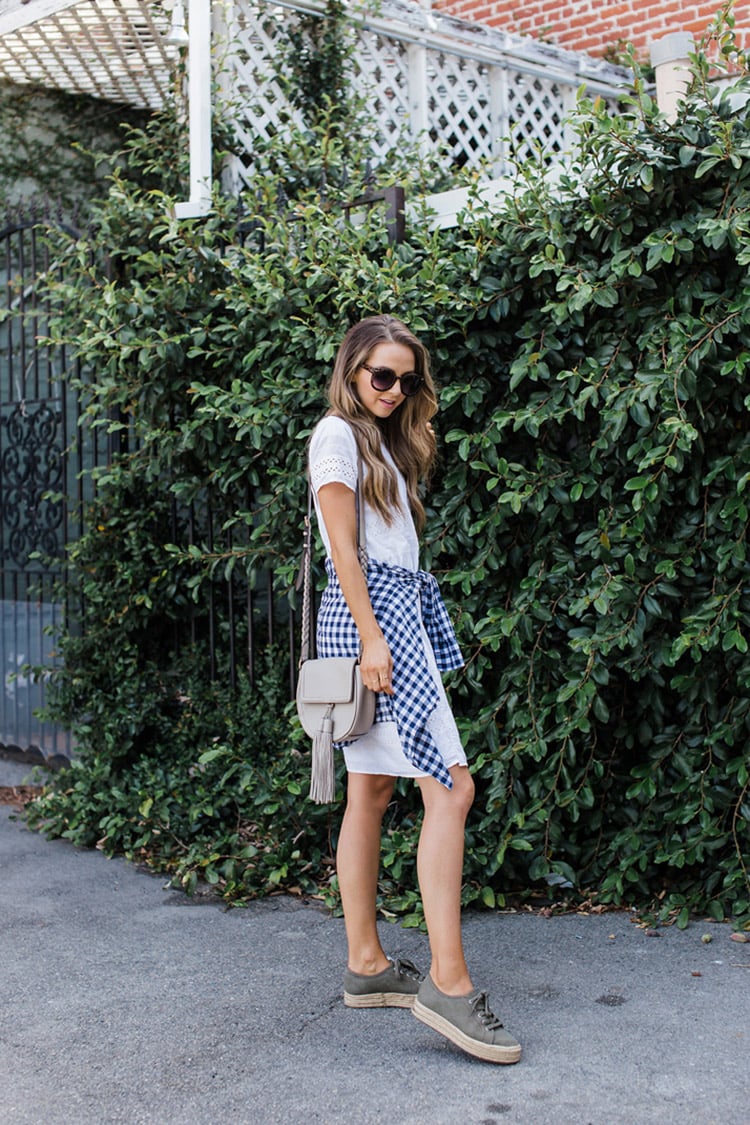 how to wear sneakers with dresses