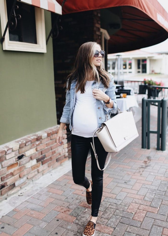 leggings with a denim jacket