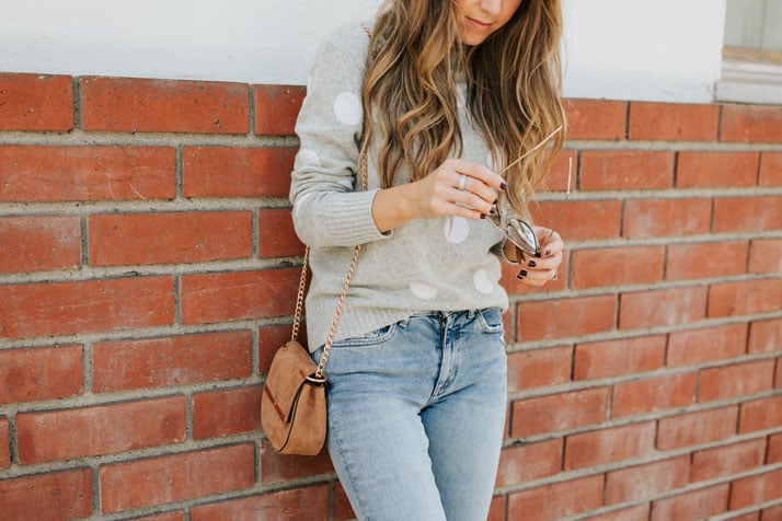 styling ideas for light wash jeans