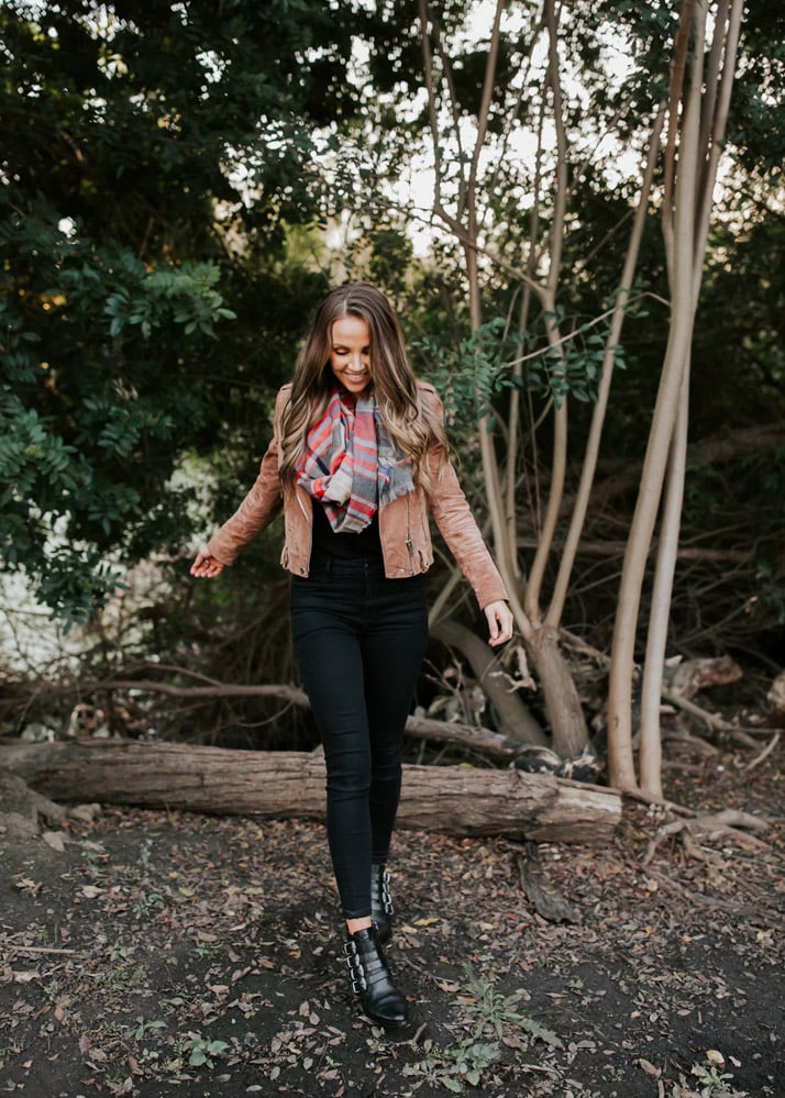 how to wear a jacket in the fall - suede jacket and black pants