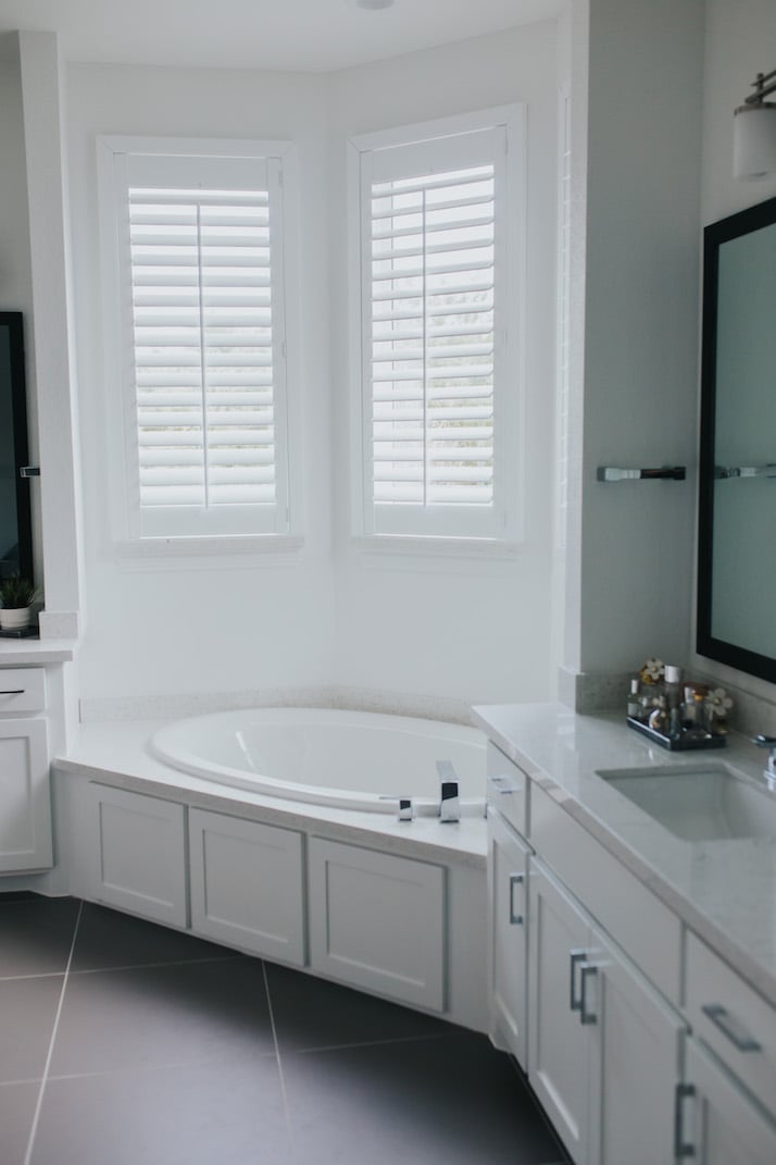 budget blinds master bathroom