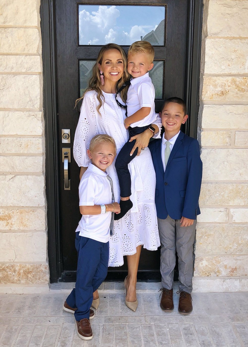 white eyelet dress - instagram outfit