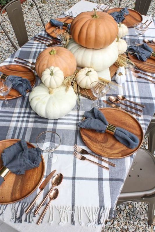 gorgeous fall tablescape for a fall fest dinner