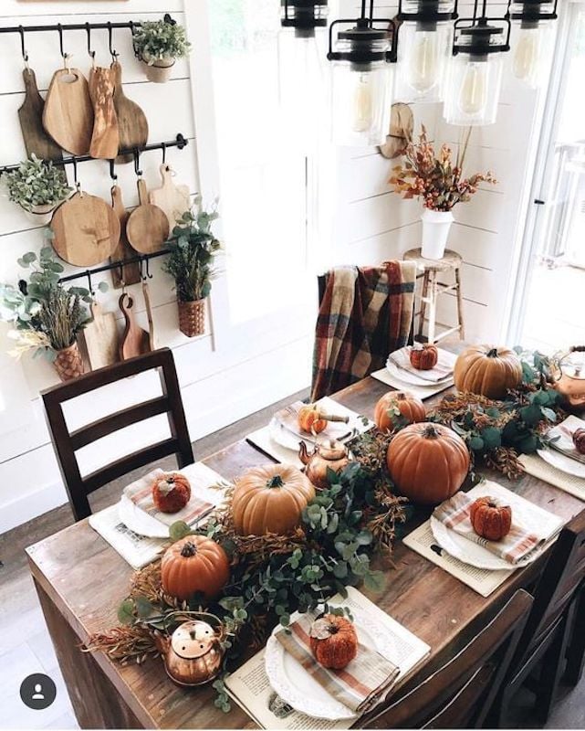 gorgeous fall tablescape for a fall fest dinner