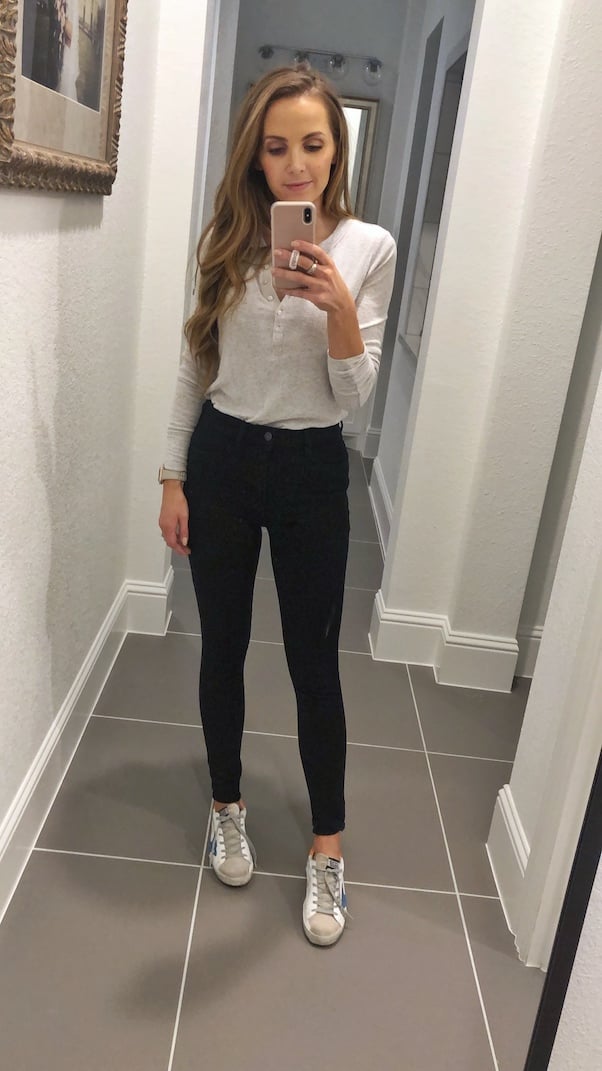 black jeggings gray henley tee