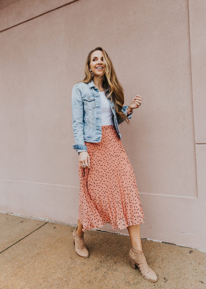 what to wear to a baby shower