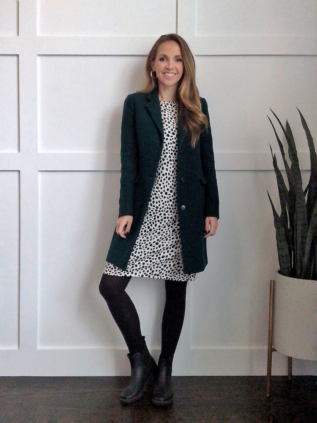 dress up short rain boots with a dress and tights