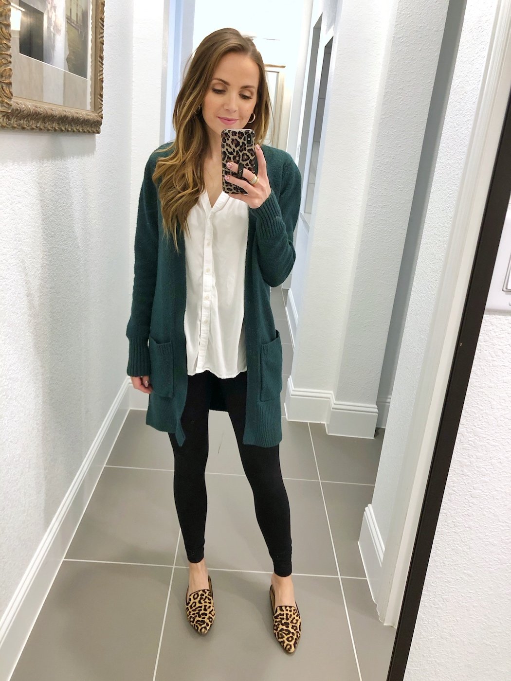 how to wear a cardigan with a long top and leggings