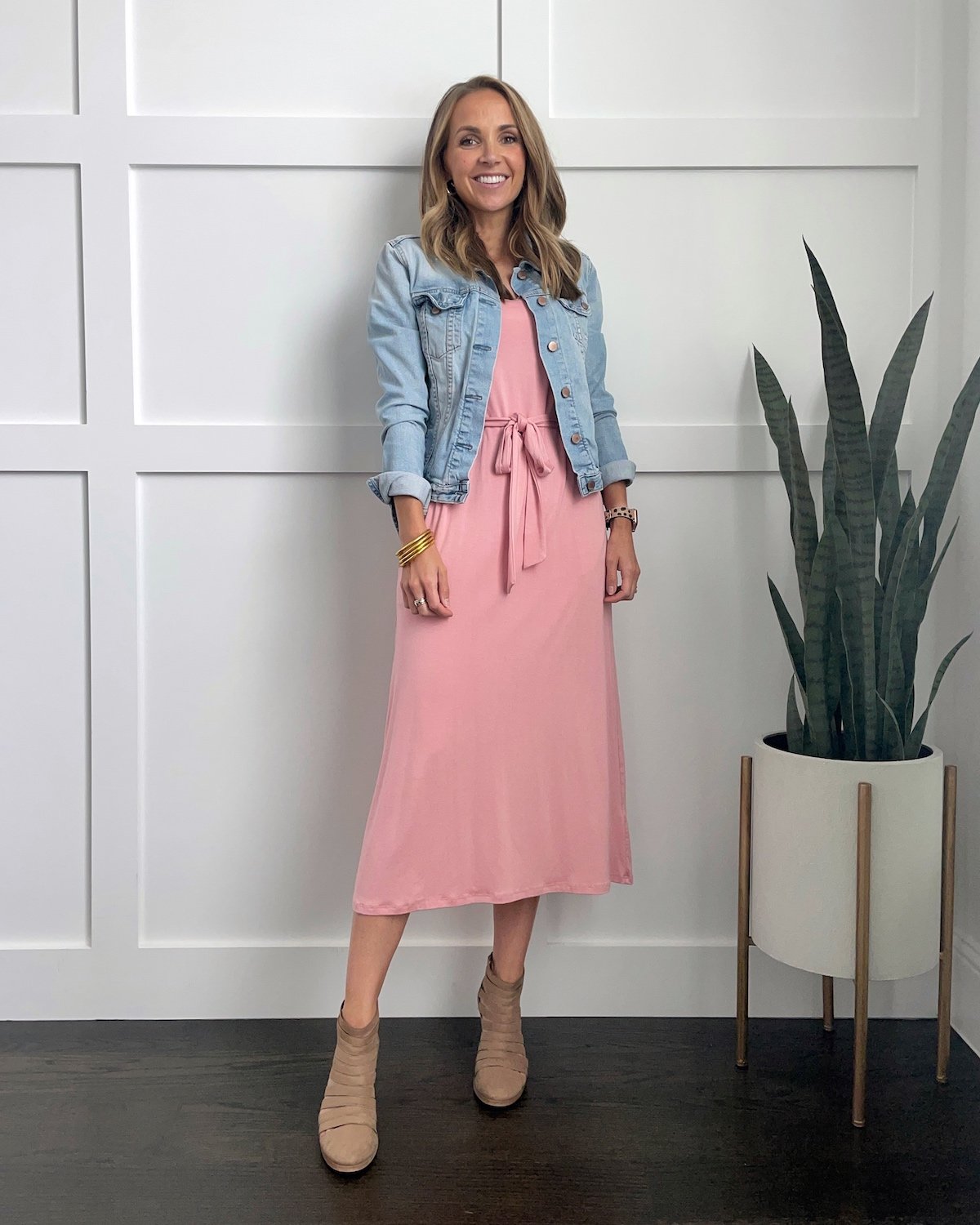 pink midi dress outfit