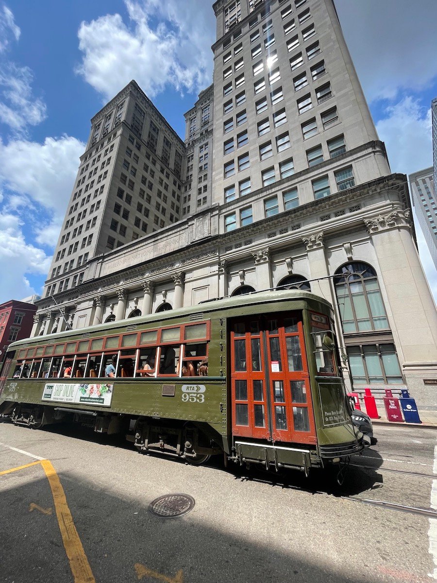 trolley car new orleans