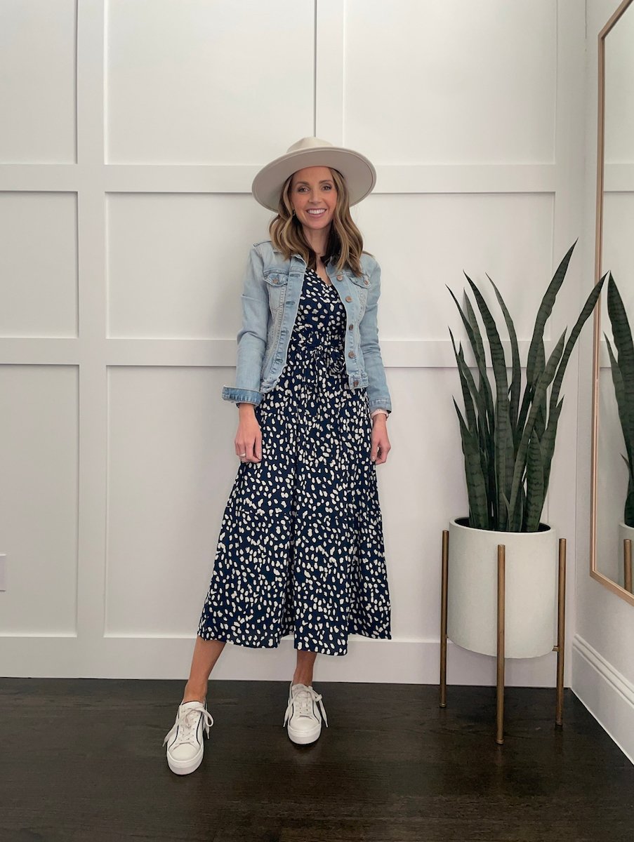 polka dot dress with sneakers and denim jacket