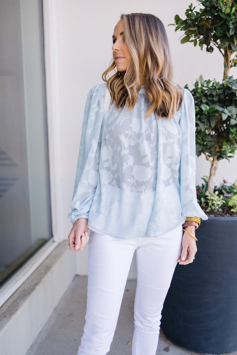 how to wear a flowy top
