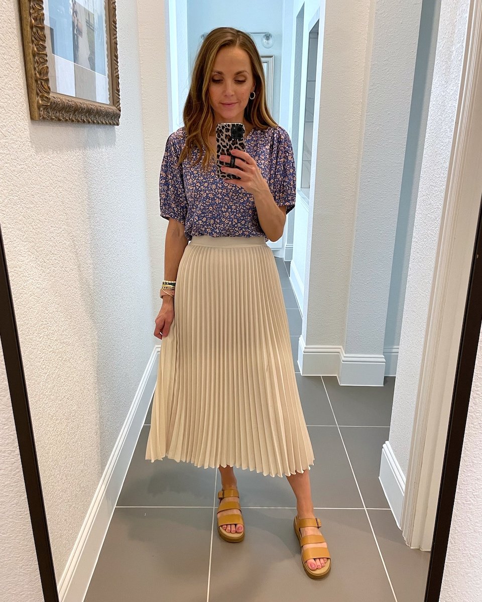 pleated skirt with platform sandals
