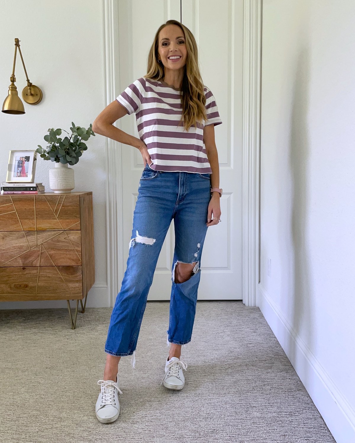 Distressed Boyfriend Jeans Striped Tee