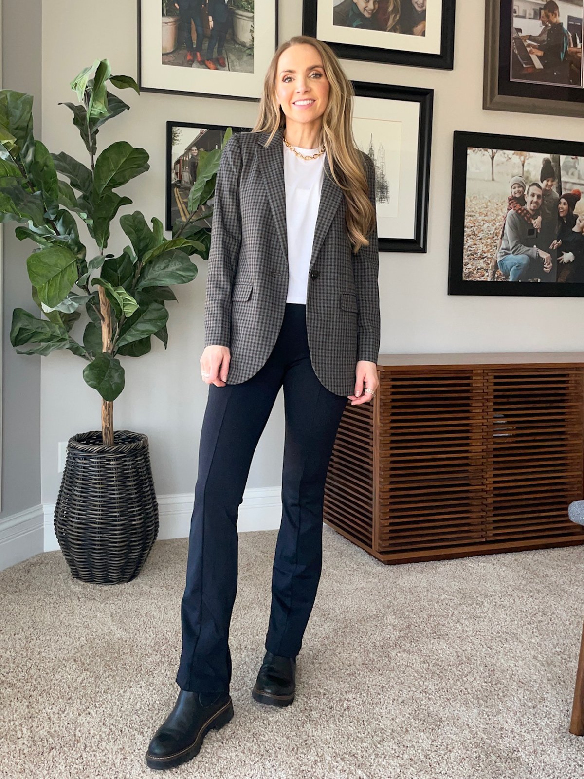 blazer and yoga pants winter teacher outfit